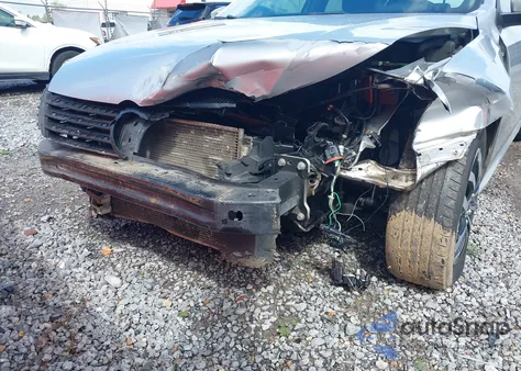 2012 Volkswagen Passat 2.5L S z USA, uszkodzony, nr VIN 1VWAP7A36CC078395